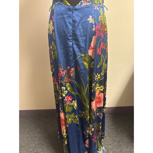 Lulu's Blue Floral Faux Wrap Formal Satin-like Prom Maxi Dress, Low Back SZ MED - Picture 5 of 5